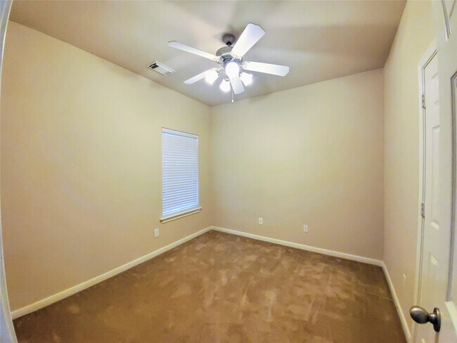 Building Photo - 25601 Thistle Valley Ct