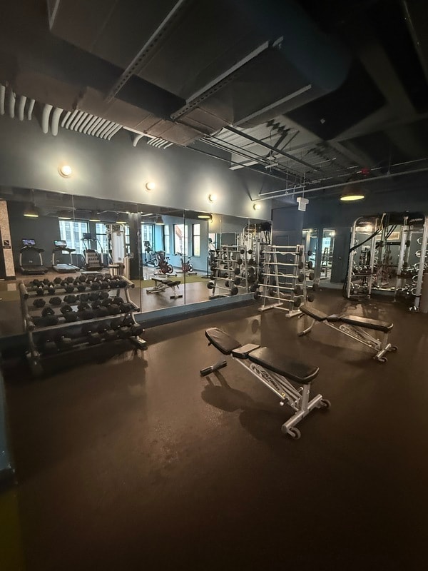 Building Photo - 28 E Adams St