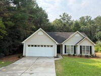 Building Photo - 3 Bedroom 2 Bathroom Ranch Home