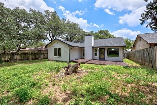 Building Photo - 8708 Huebinger Pass
