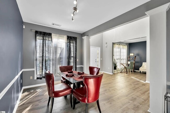 Building Photo - 504 Collingsworth Ln