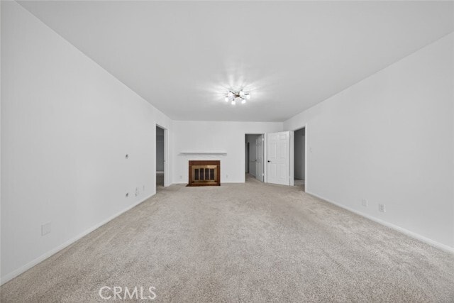 Building Photo - 2255 E Chevy Chase Dr