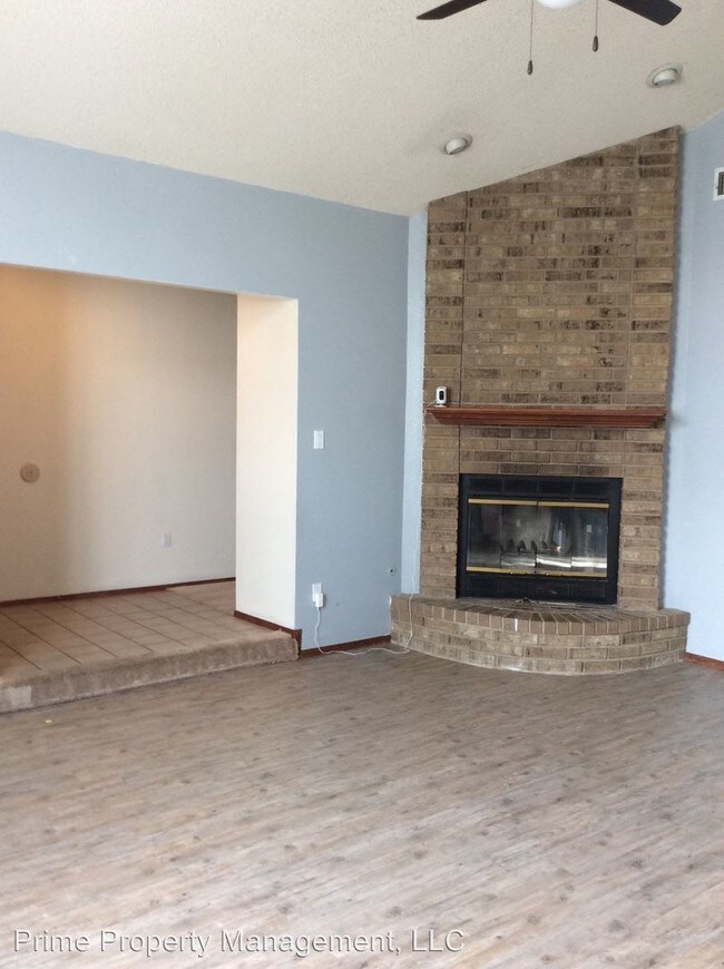 Building Photo - 3 br, 2 bath House - 116 Rosewood Dr.