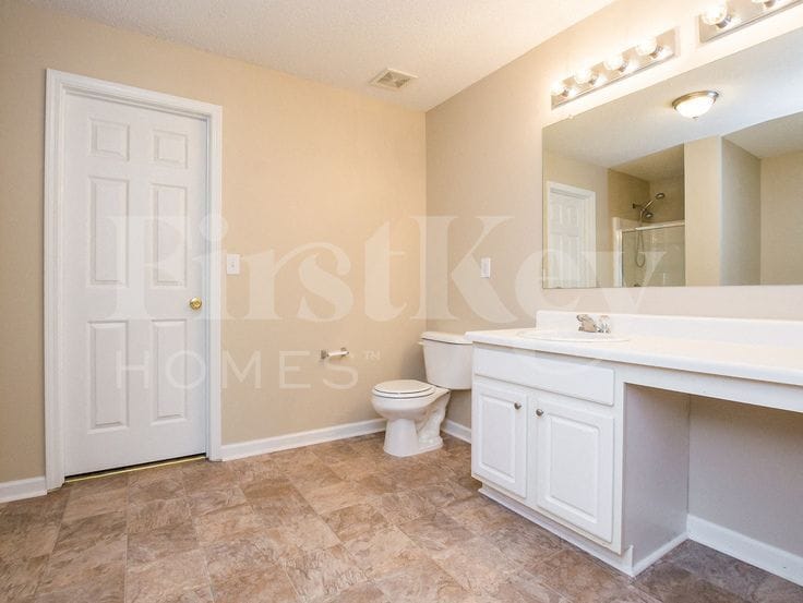 Building Photo - 3166 Redwood Run