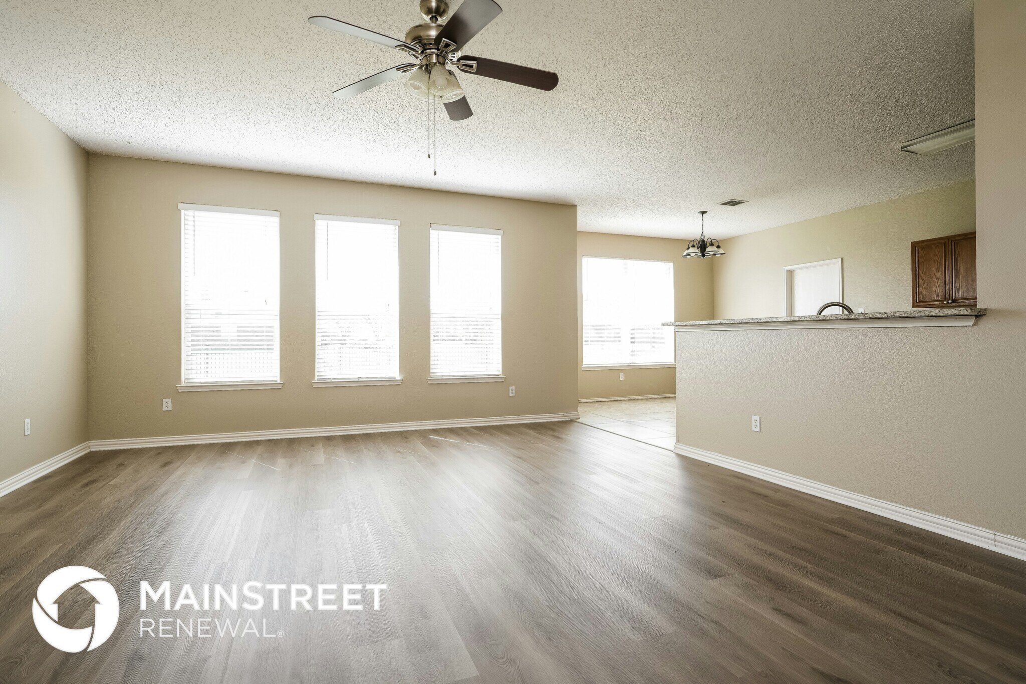 Building Photo - 533 Autumn Park Ct