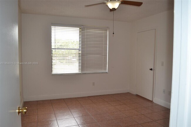 Building Photo - 4541 W McNab Rd