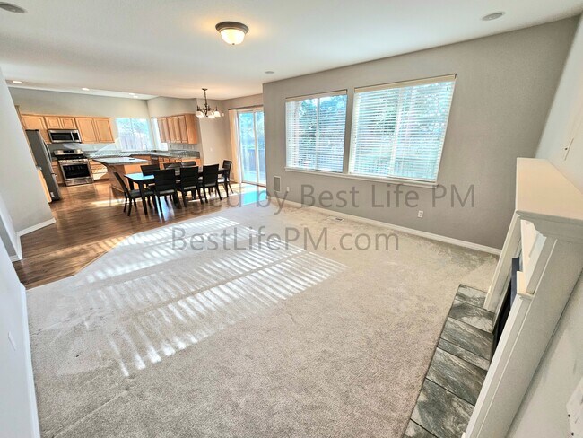 Building Photo - 11040 SE William Otty Rd