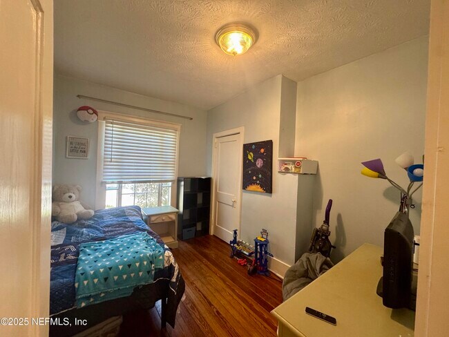 Building Photo - 3649 Walsh St