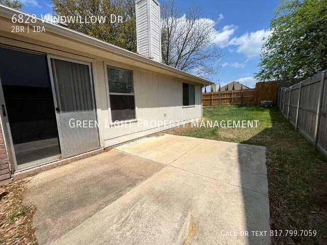 Building Photo - 6828 Windwillow Dr