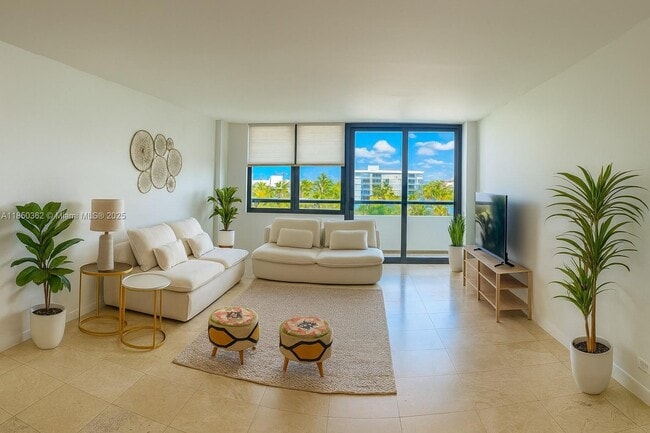 Primary Photo - 10101 E Bay Harbor Dr