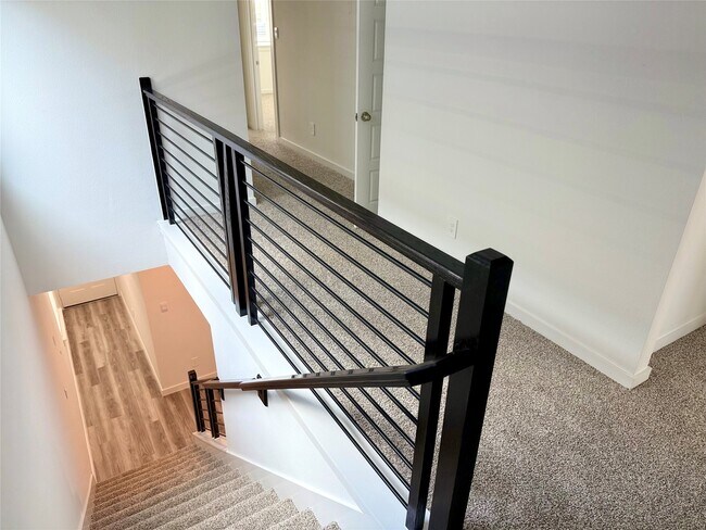 Building Photo - 2911 Needham Gdn Ln