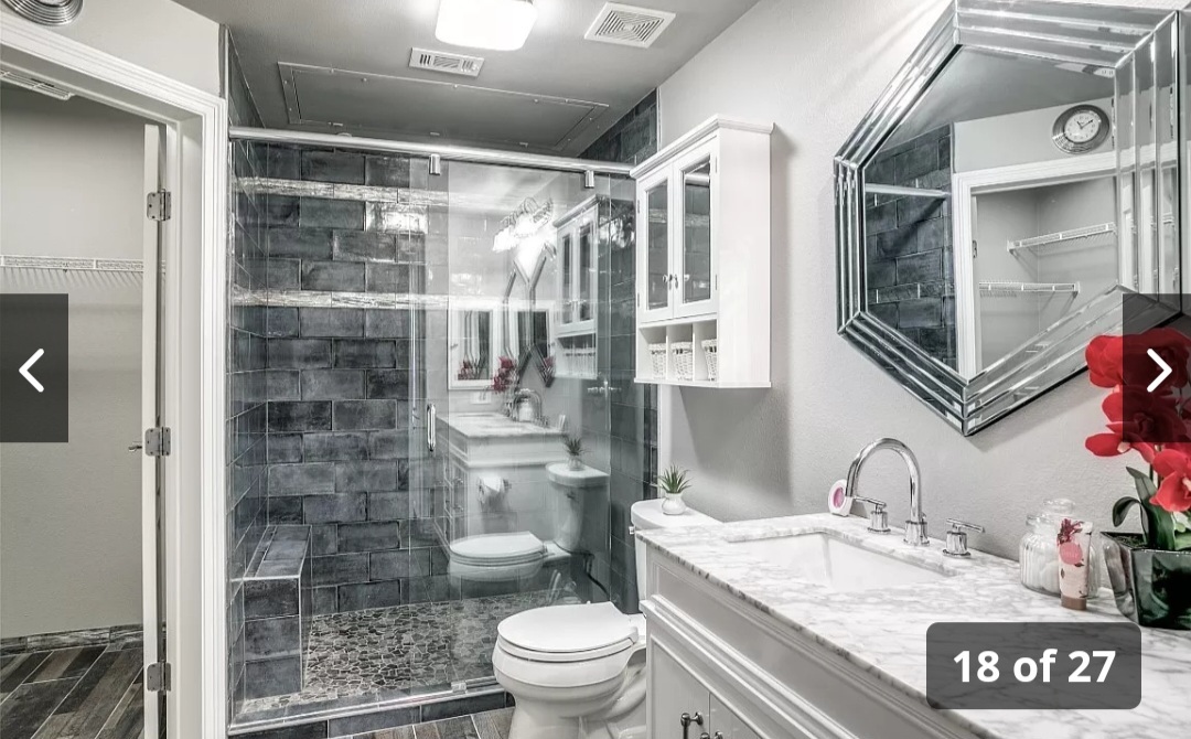 Bathroom - 339 Las Colinas Blvd E