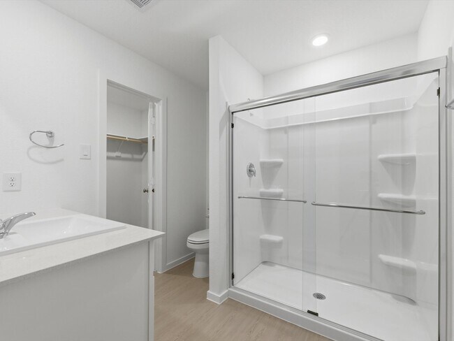 Building Photo - 25409 Carnation Ct