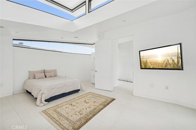 Building Photo - 4607 Perham Rd