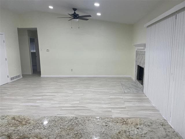 Building Photo - 119 Mariana Dr