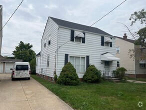 Building Photo - Newly renovated 3bed, 1bath Single Family ...