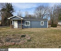 Building Photo - 15242 Marlboro Pike