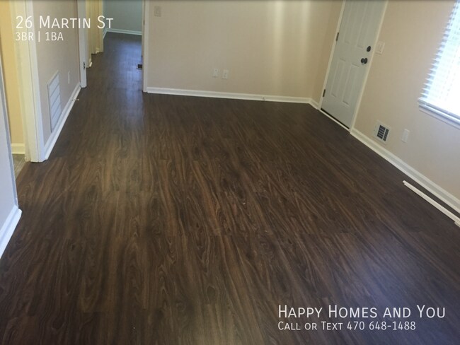 Building Photo - 26 Martin St