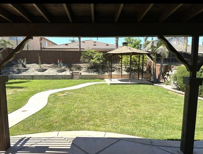 Building Photo - 29121 Shadow Hills St