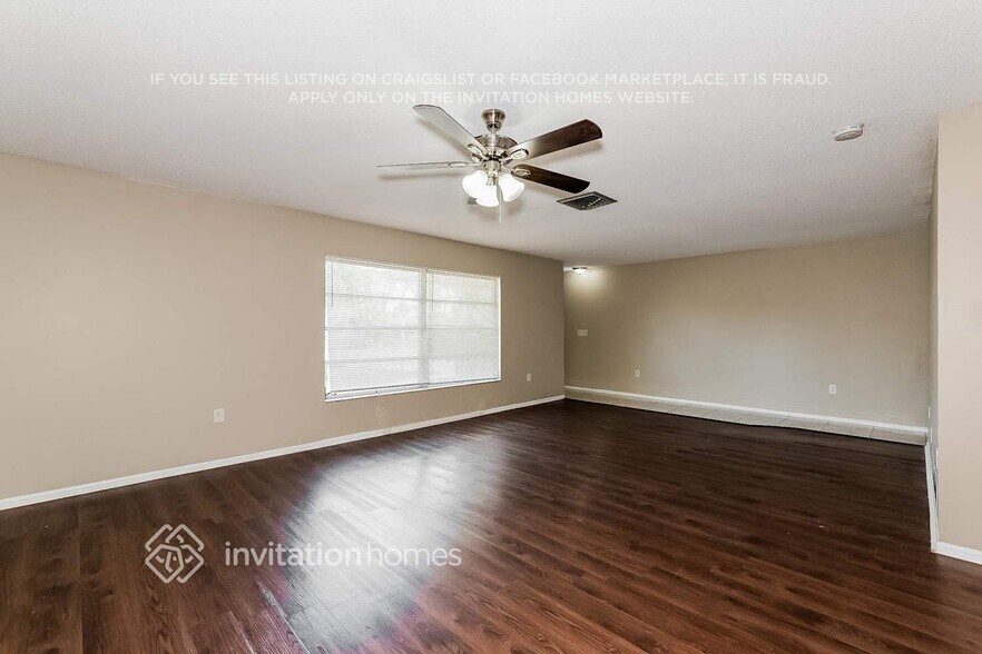 Building Photo - 8900 Phyliss Ave