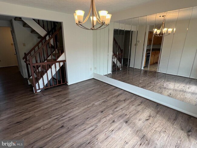 Building Photo - 7728 Havenside Terrace