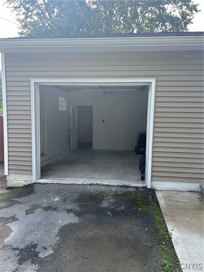 Building Photo - 1317 Holcomb St