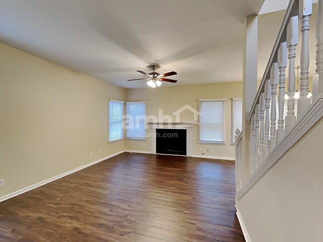 Building Photo - 904 Spring Harbor Ridge