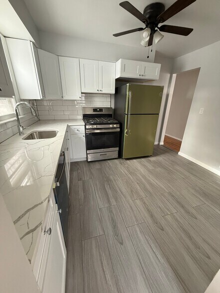 Kitchen - 916 Walnut St