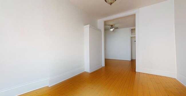 Building Photo - 10-14 Union Pk