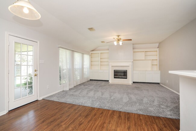 Building Photo - 3326 Appleton Dr