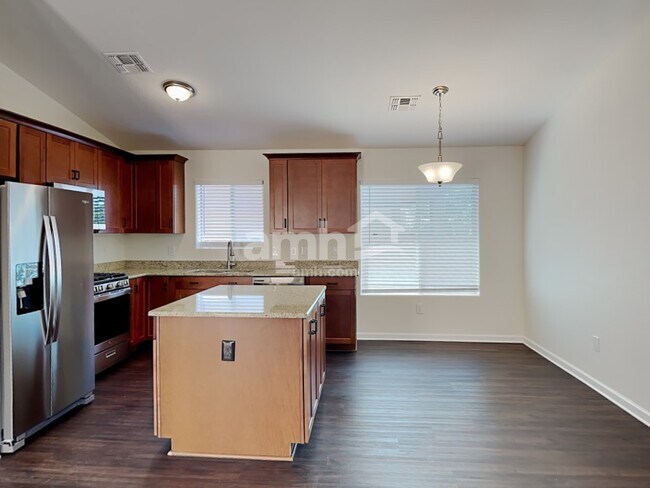 Building Photo - 13187 E Coyote Well Dr