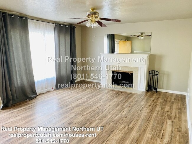 Building Photo - 5 Bedroom 2 Bath Rambler Now Available in ...