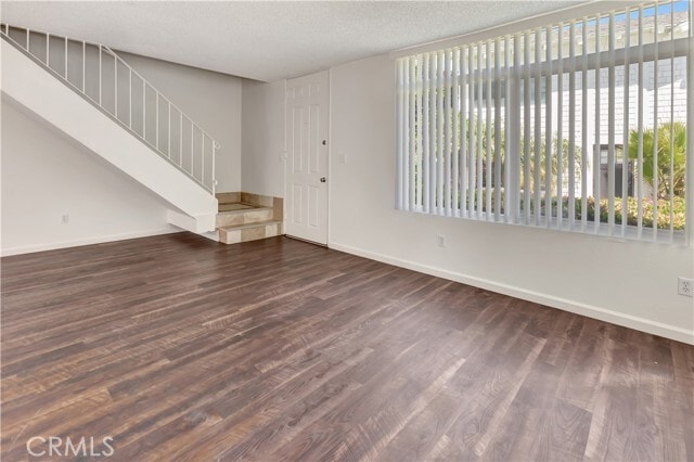 Building Photo - 24511 Alta Vista Dr