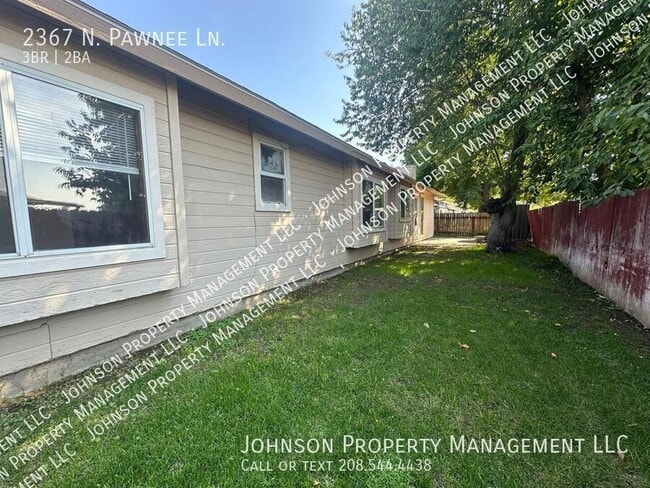Building Photo - 2367 N Pawnee Ln