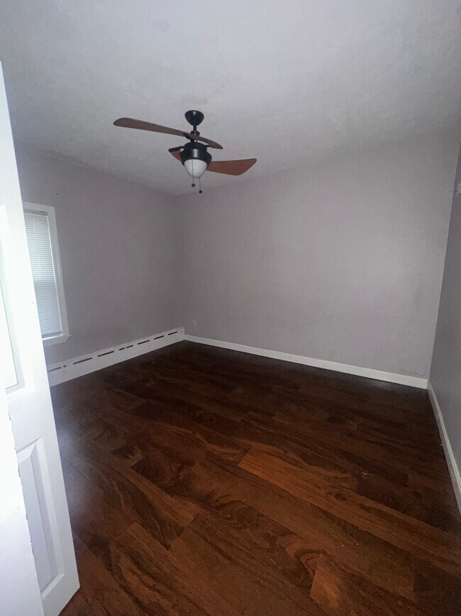 Building Photo - 161 Van Buren St