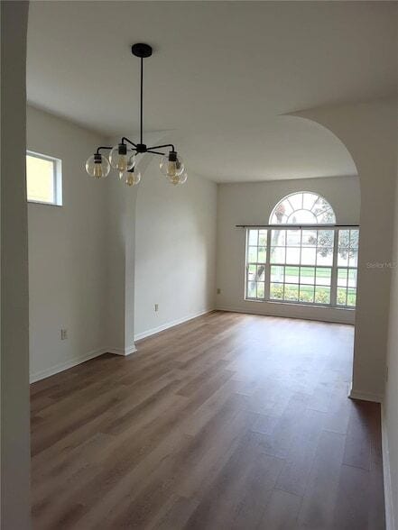 Building Photo - 27536 Breakers Dr