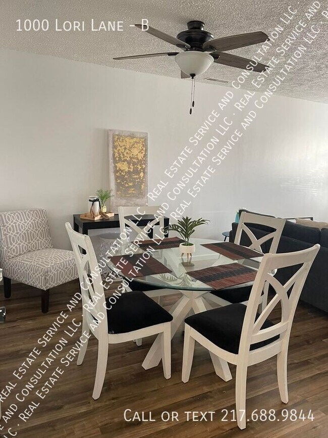 Building Photo - 1000 Lori Ln