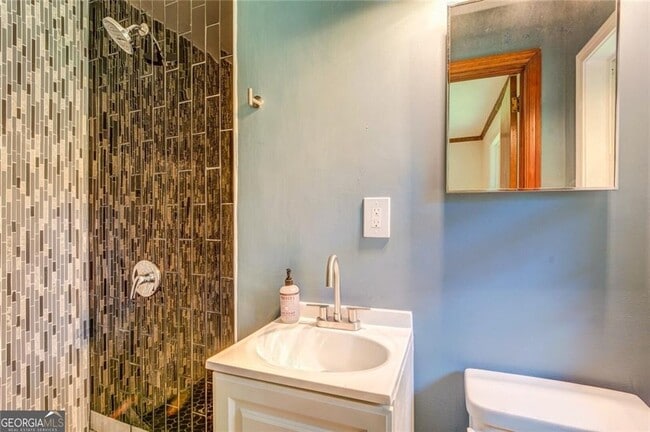 Building Photo - 1288 Elva Dr SW