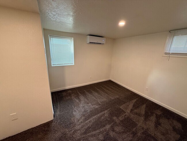 Building Photo - (2017 8th Ave)