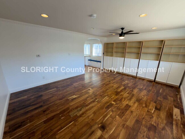 Building Photo - LEASE PENDING - Spacious Home in Laguna Lake - 4 Bed / 2 Bath