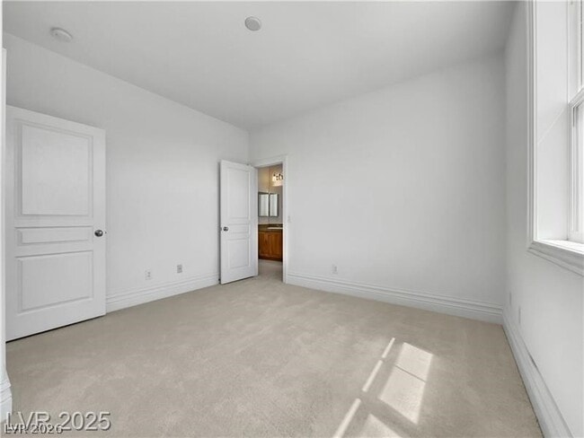 Building Photo - 134 Crooked Putter Dr