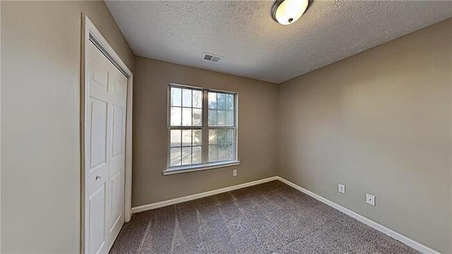 Building Photo - 4 bedroom Kennnesaw House