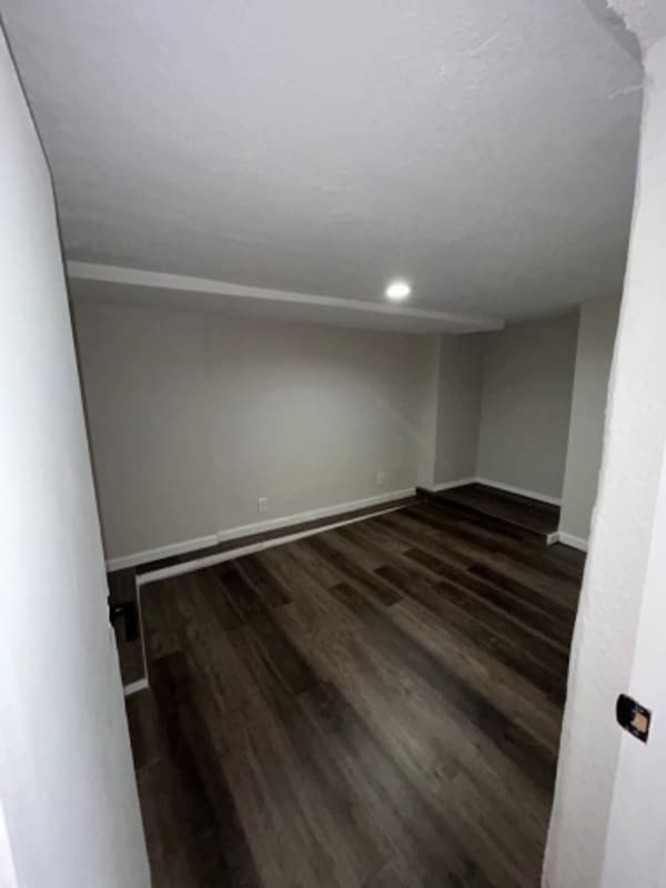 Building Photo - 716 E Mahanoy St