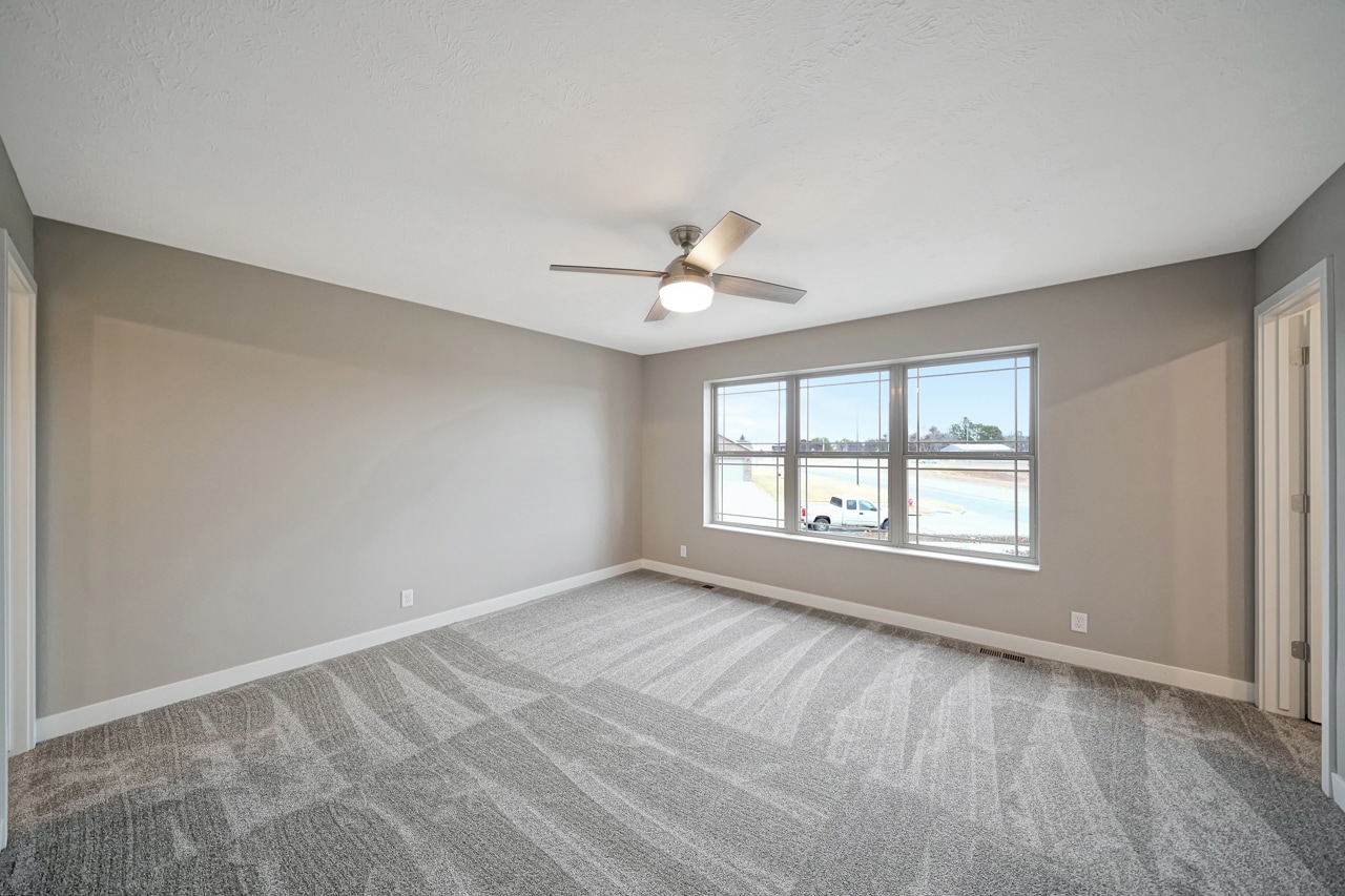 Building Photo - 8201 Regent Dr