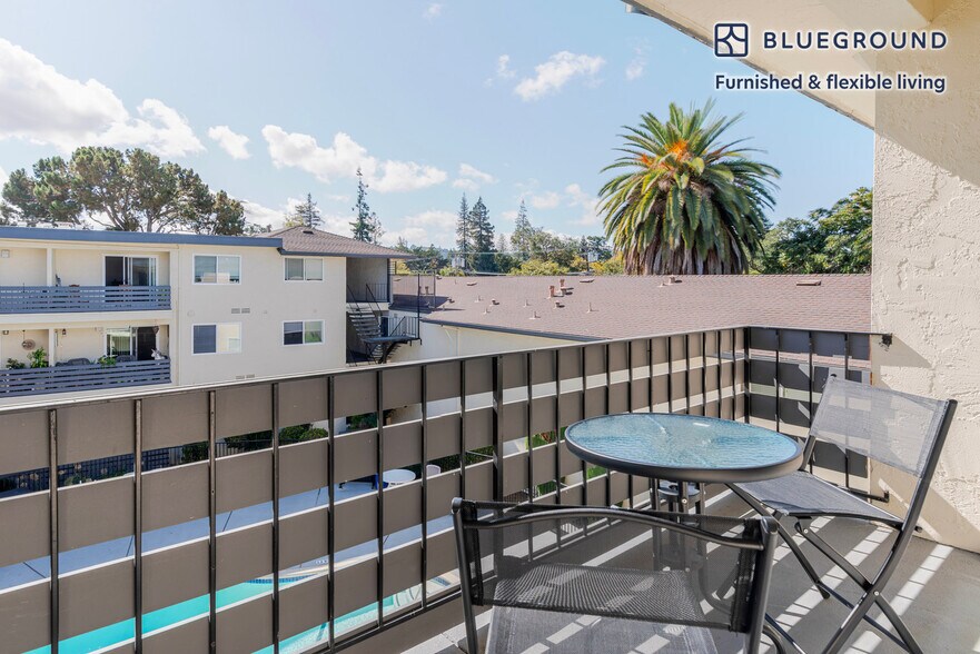 Building Photo - 235 Arlington Rd