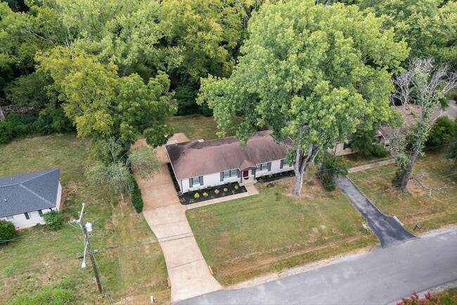 Building Photo - 5017 Suter Dr