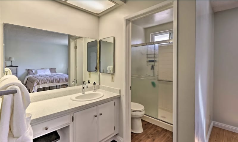 Building Photo - 123 Undisclosed