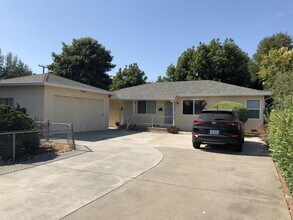 Building Photo - Peaceful 2-Bedroom Duplex with Private Yard & Bonus Studio Shed (San Jose)