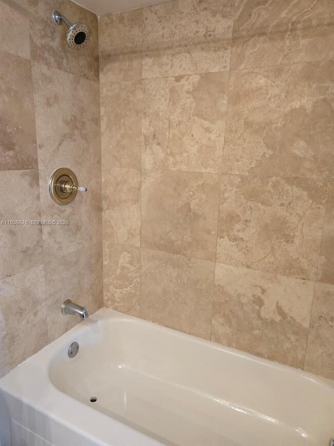 Building Photo - 1801 S Treasure Dr