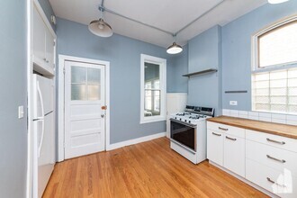 Building Photo - 1 bedroom in Chicago IL 60622